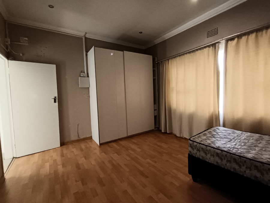 5 Bedroom Property for Sale in Park West Free State